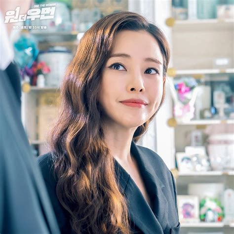 korean drama one the woman.